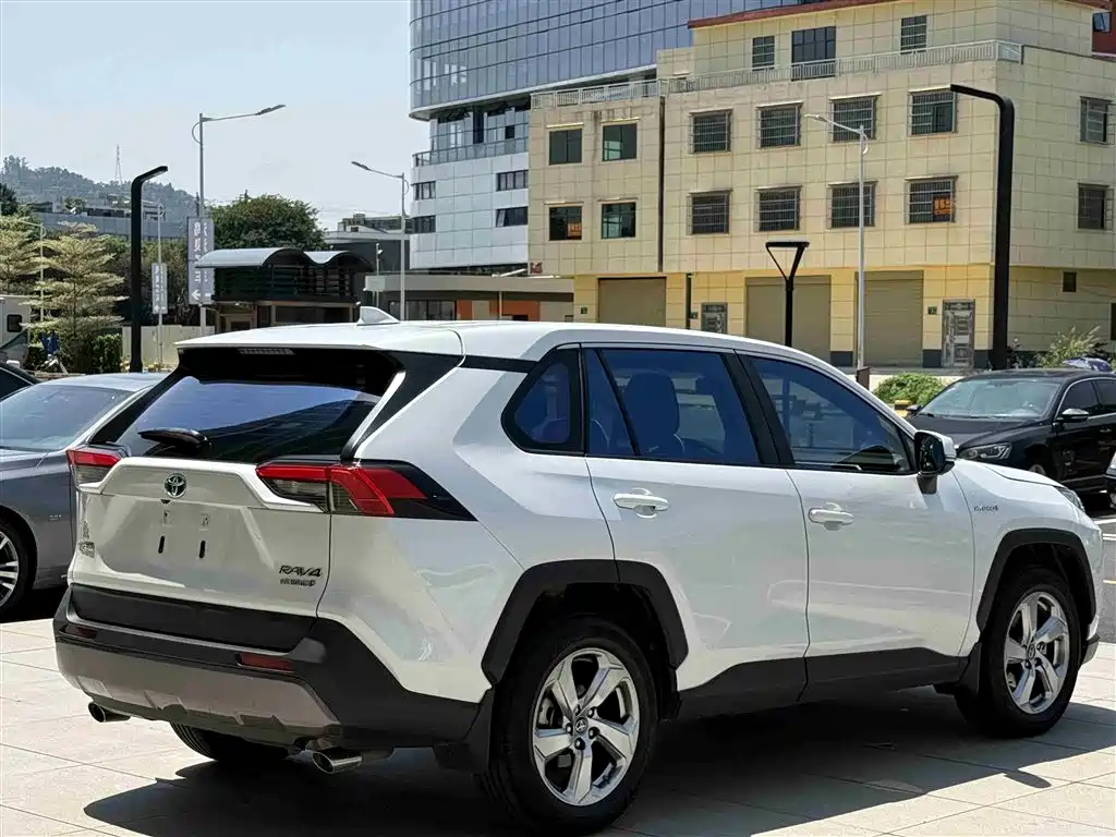 RAV4 Rongfang 2022 Dual Engine 2.5L E-CVT Two-wheel Drive Elite Edition купить на сайте DeffCars