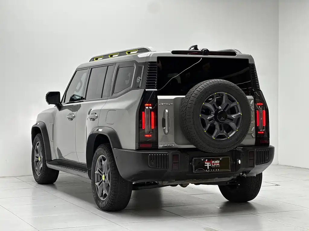 Jietu Traveler 2023 2.0T four-wheel drive crossover PRO+ купить на сайте DeffCars