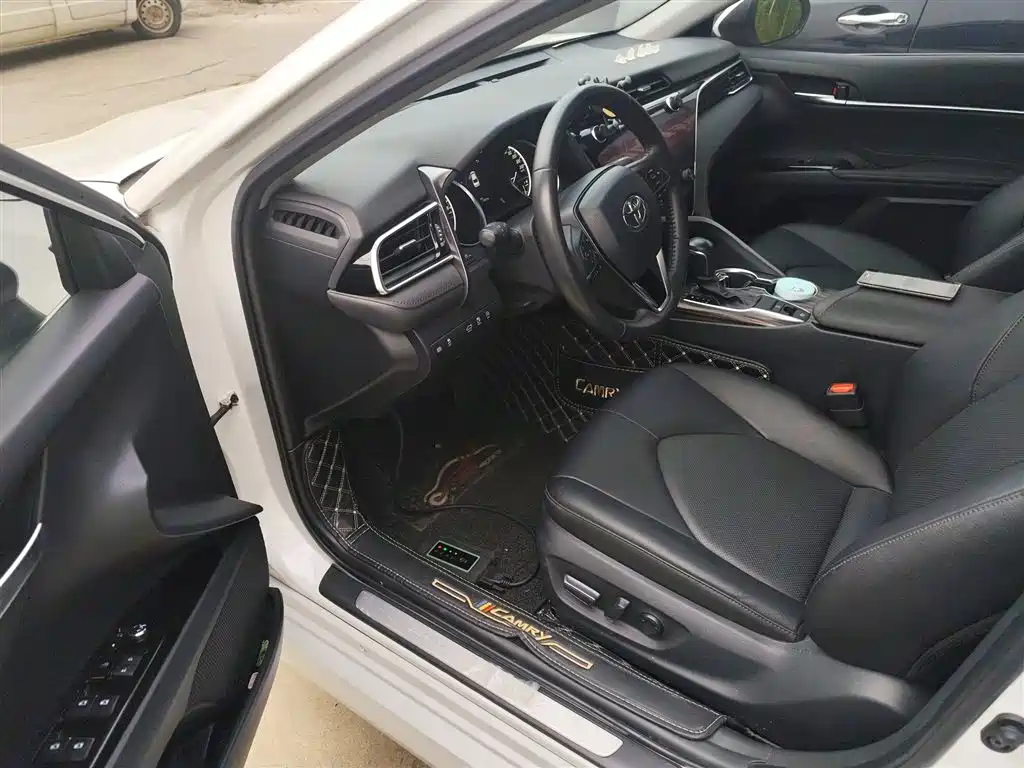 Camry 2019 facelift 2.0G Deluxe Edition купить на сайте DeffCars