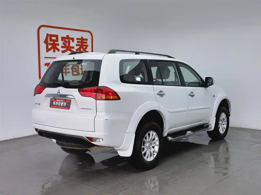 Pajero Jinchang 2013 3.0L automatic four-wheel drive executive version купить на сайте DeffCars