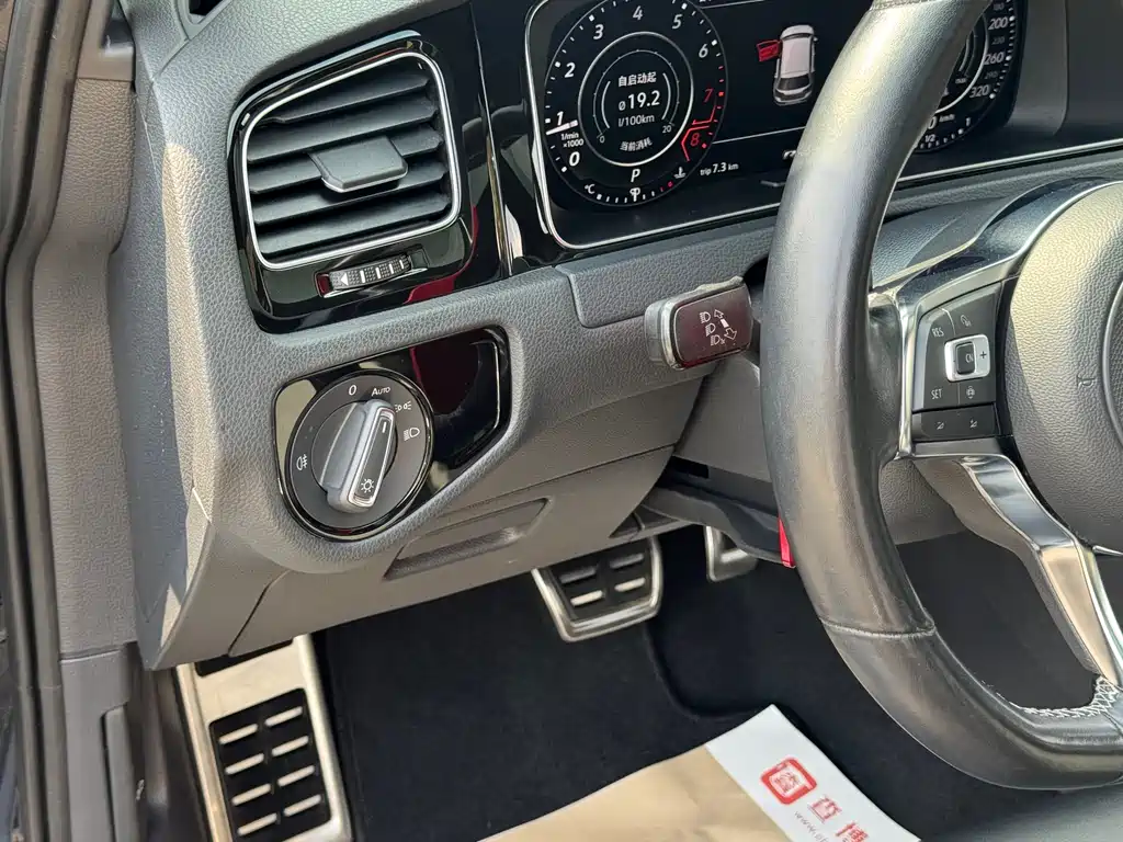 Golf 2020 Beloved Edition 280TSI DSG R-Line купить на сайте DeffCars