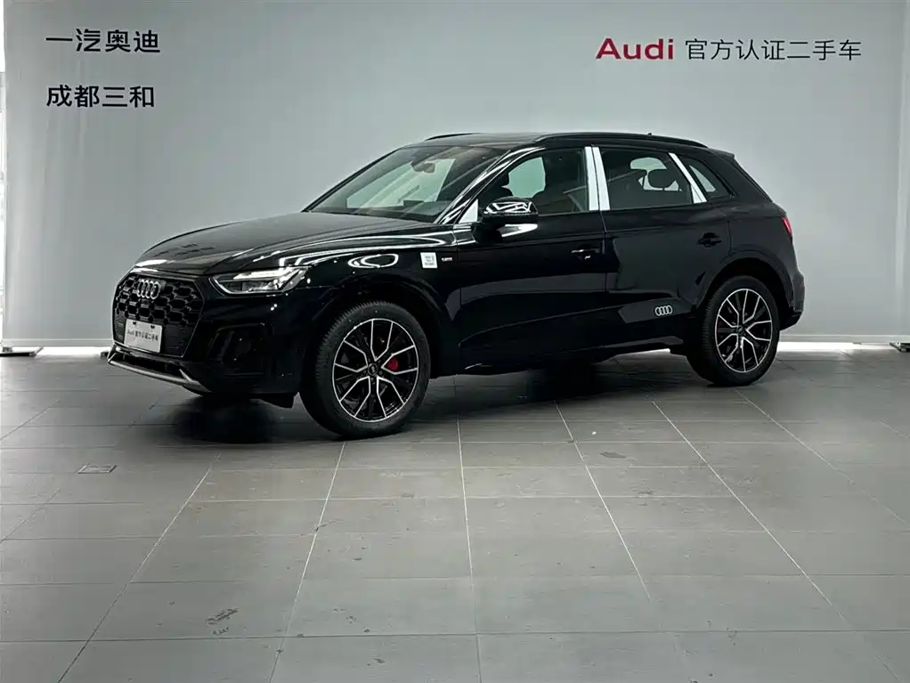 Audi Q5L 2024 45 TFSI luxury and dynamic model купить на сайте DeffCars