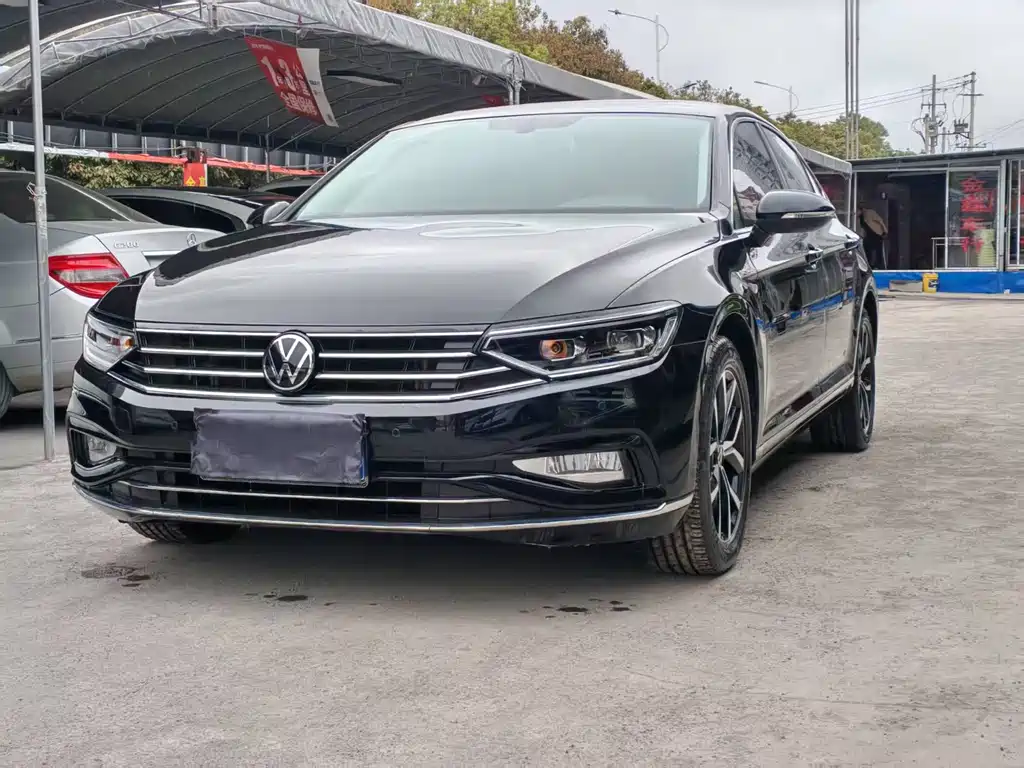 Magotan 2020 330TSI DSG leading model купить на сайте DeffCars