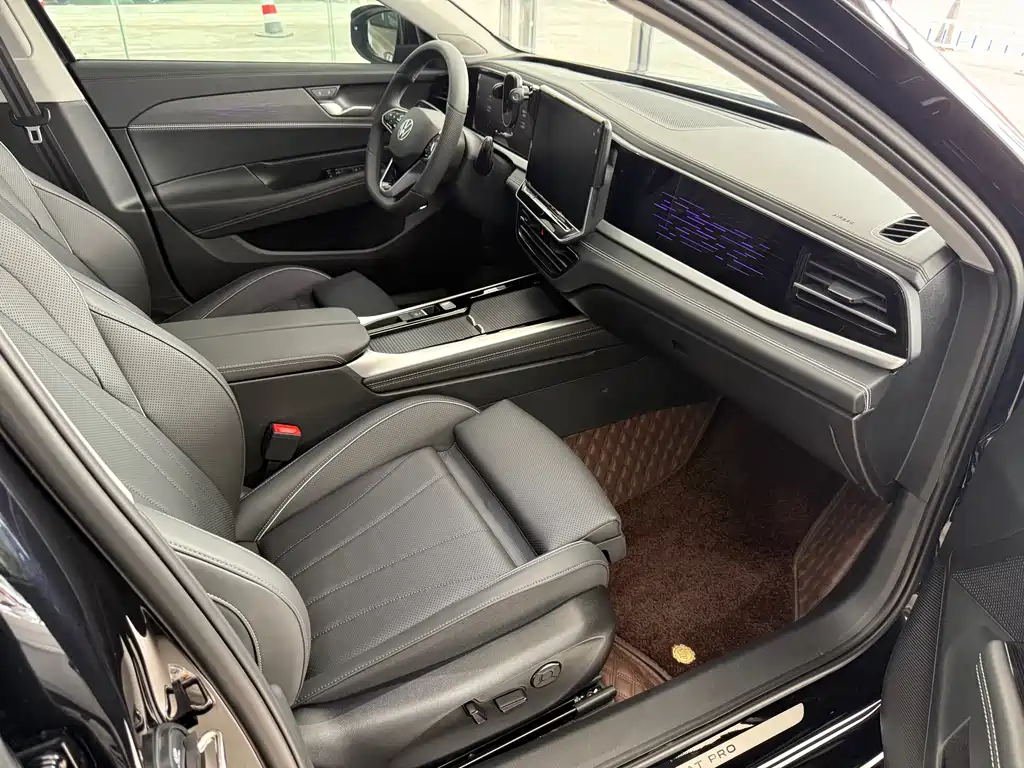 Passat 2025 Pro 380TSI Long Yao Edition купить на сайте DeffCars
