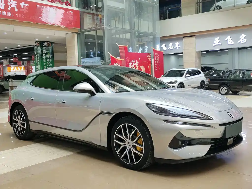 Denza Z9GT 2024 1100 four-wheel drive Pro version купить на сайте DeffCars