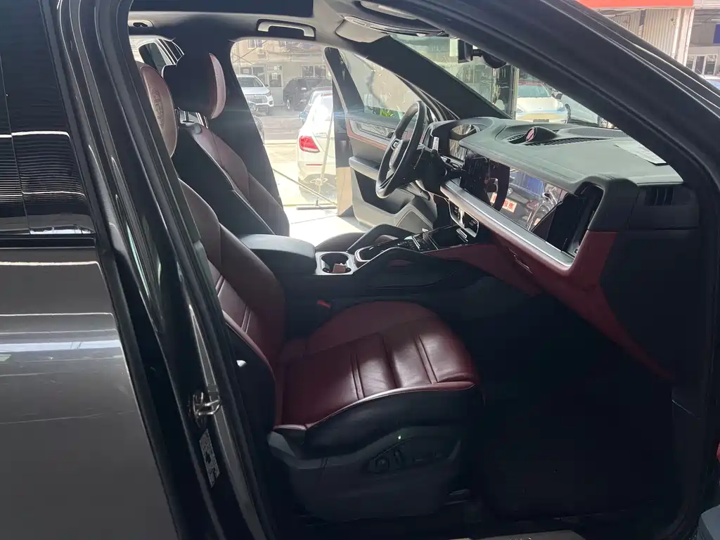 Cayenne 2024 Cayenne 3.0T купить на сайте DeffCars