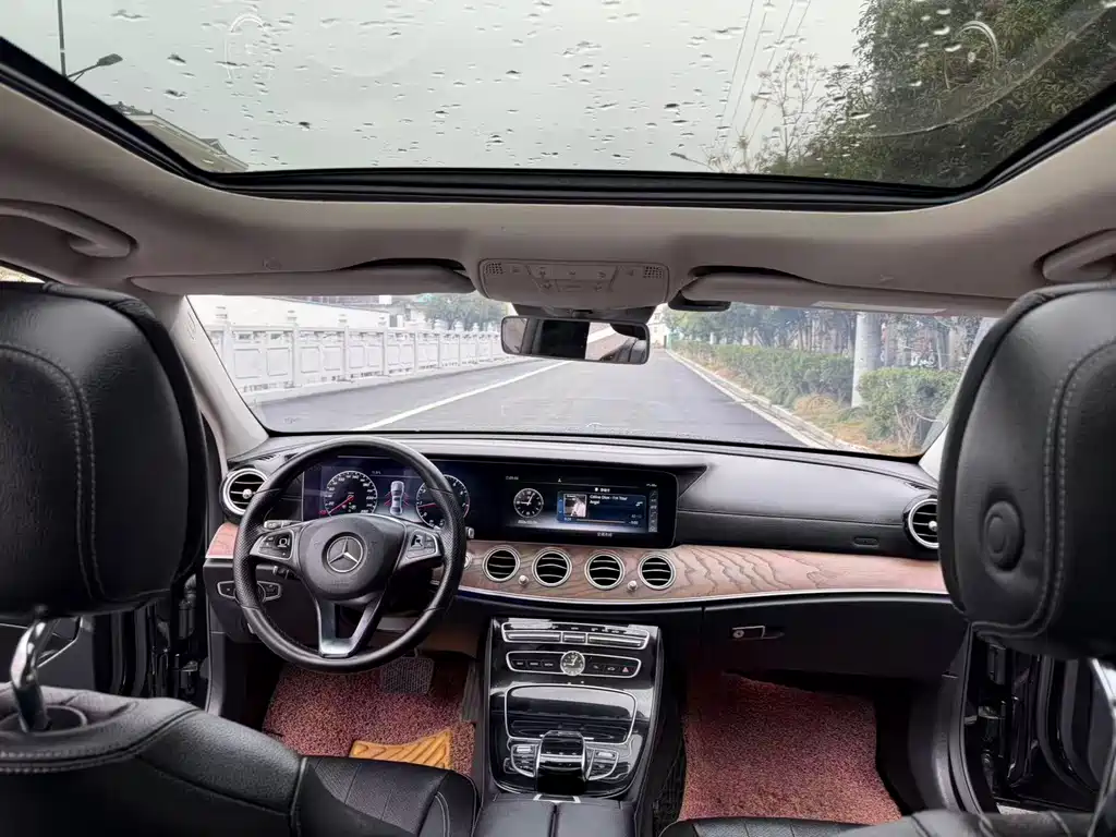 Mercedes-Benz E-Class 2016 E 300 L Luxury Model купить на сайте DeffCars