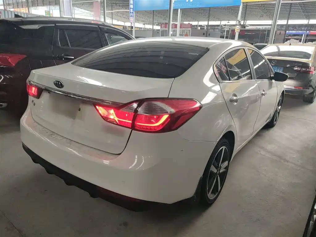 Kia K3 2017 1.6L Automatic 15th Anniversary Special Edition GLS купить на сайте DeffCars