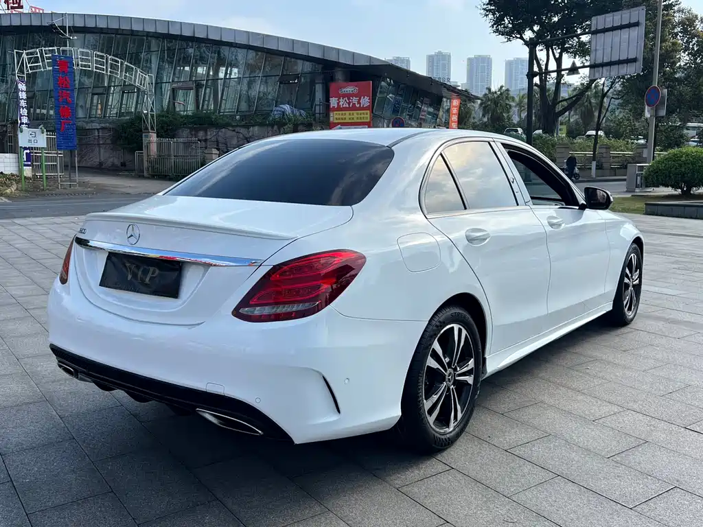 Mercedes-Benz C-Class 2018 C 200 Sports Edition купить на сайте DeffCars
