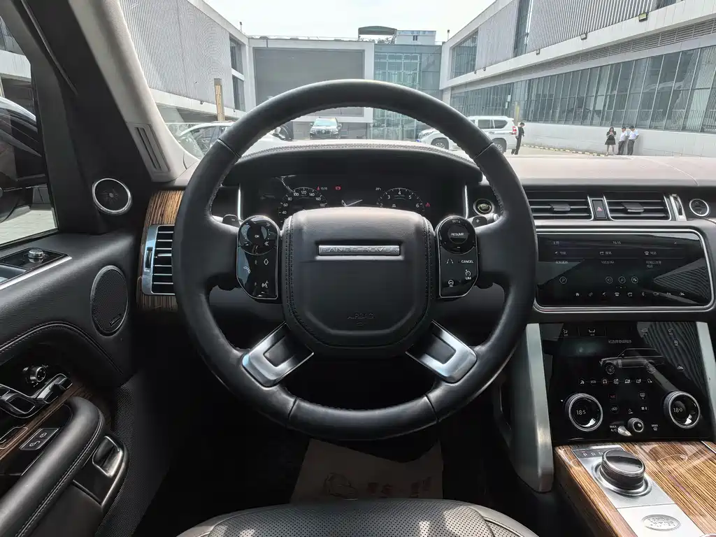 Range Rover 2019 3.0 SCV6 Legend Edition купить на сайте DeffCars