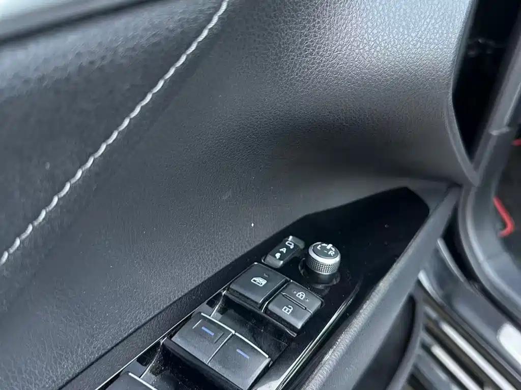 Camry 2022 2.0S Knight Edition купить на сайте DeffCars