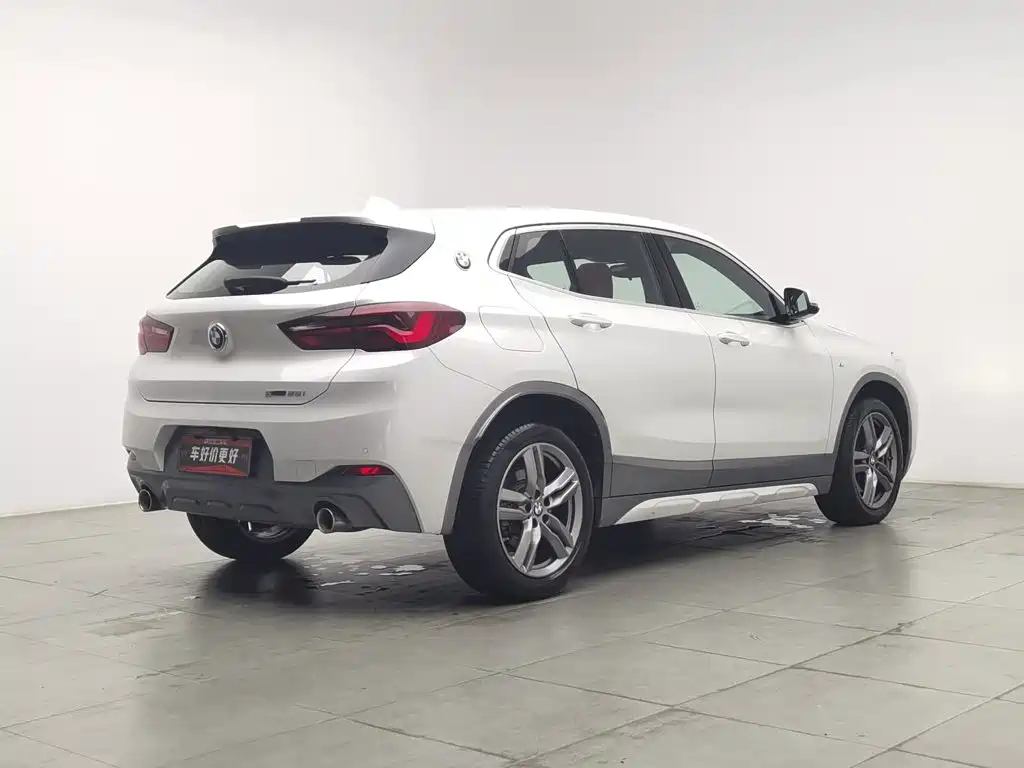 BMW X2 2021 sDrive25i Leading M Off-Road Package купить на сайте DeffCars