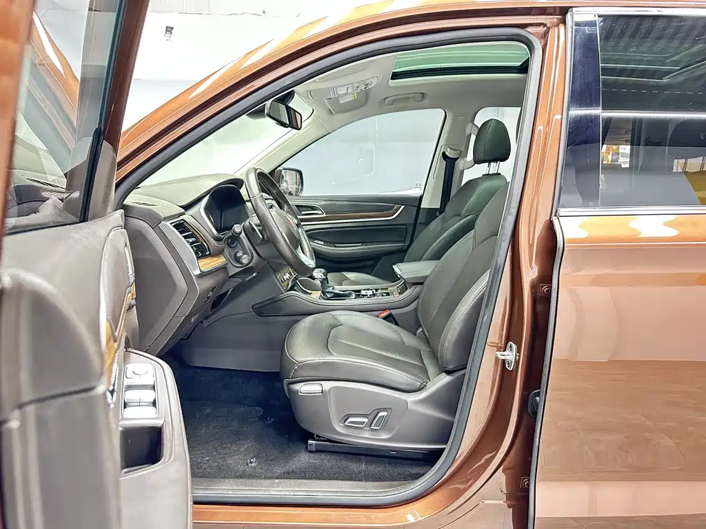 Roewe RX8 2018 30T Intelligent Networked Four-wheel Drive Supreme Edition купить на сайте DeffCars