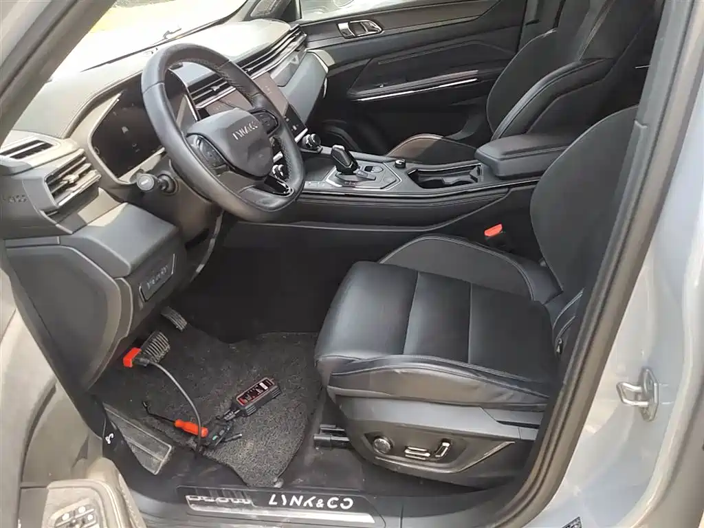 Lynk & Co 01 2023 1.5TD EM-F PM купить на сайте DeffCars