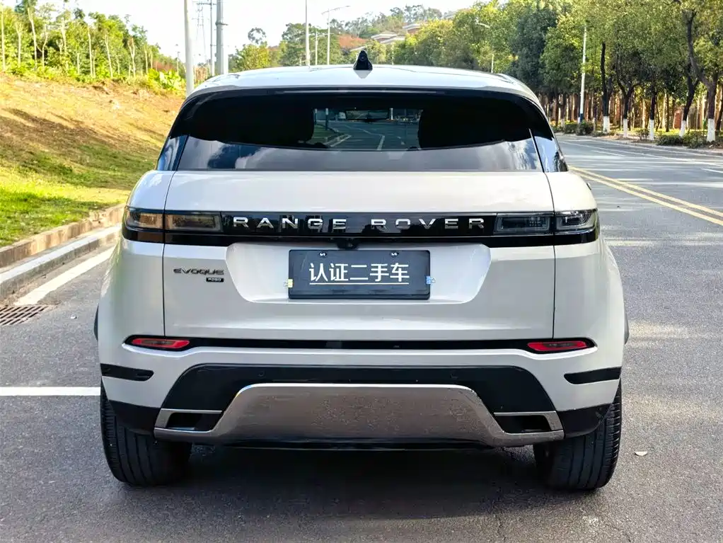 Range Rover Evoque 2021 Evoque L 249PS R-Dynamic SE Deluxe Edition купить на сайте DeffCars