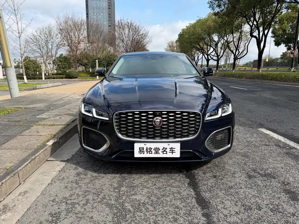 Jaguar XFL 2022 XFL 2.0T P250 two-wheel drive exclusive luxury version купить на сайте DeffCars