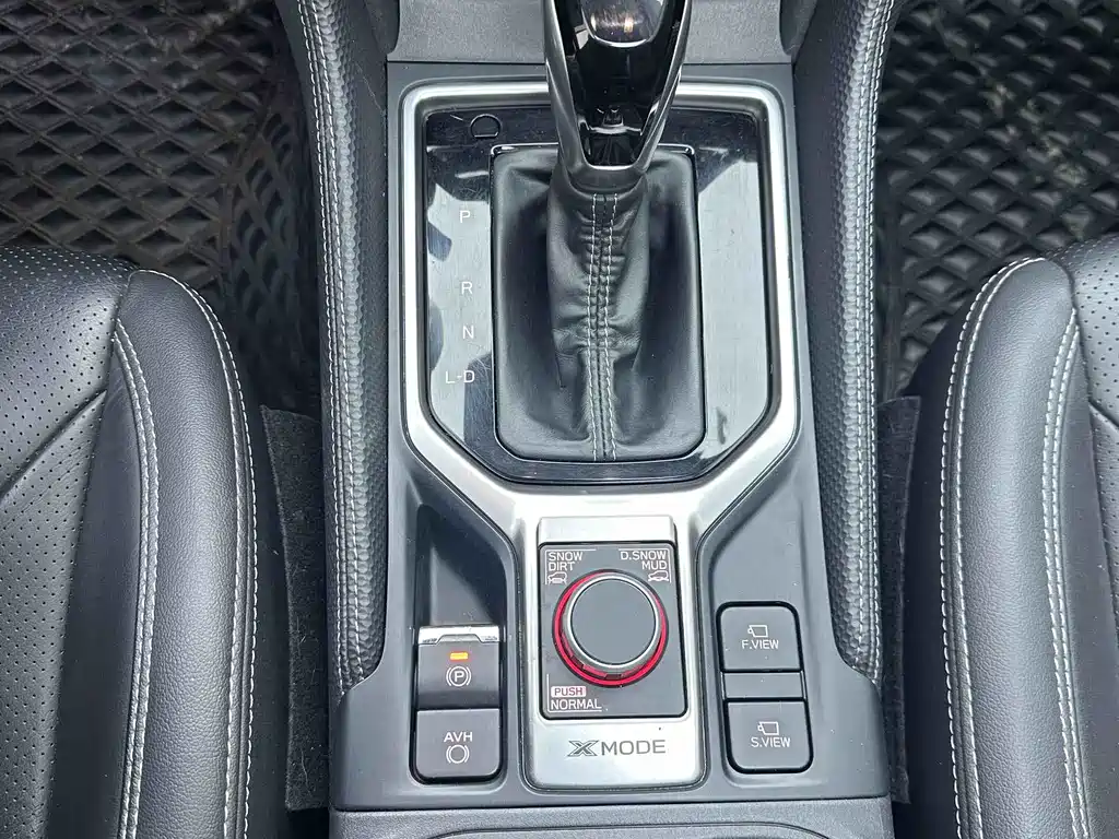 Forester 2022 2.0i AWD Ultimate EyeSight купить на сайте DeffCars