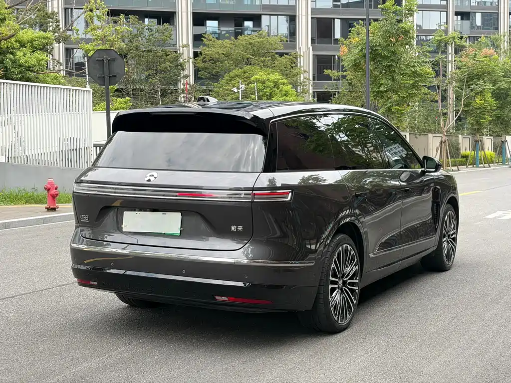 NIO ES8 2026 Six-seater Executive Signature Edition купить на сайте DeffCars