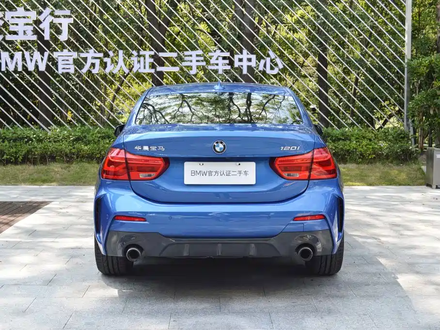 BMW 1 Series 2019 120i Leading M Sports Package купить на сайте DeffCars