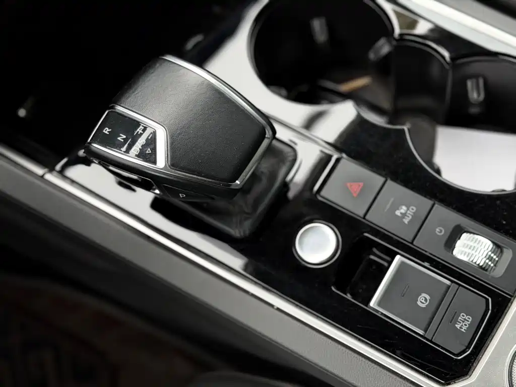 Touareg 2021 3.0TSI Ruixiang Edition Classic Sports Package купить на сайте DeffCars