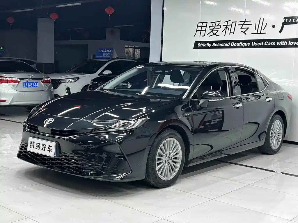 Camry 2024 Shuangqing 2.0HGVP Deluxe Edition купить на сайте DeffCars