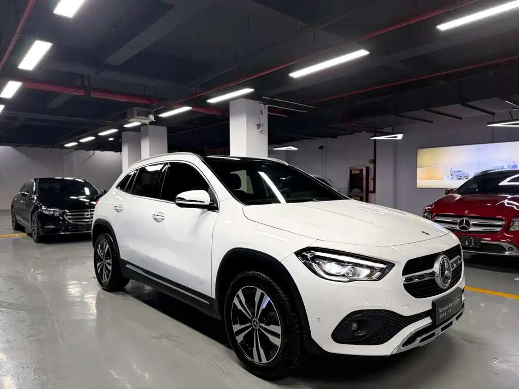 Mercedes-Benz GLA 2022 GLA 200 купить на сайте DeffCars