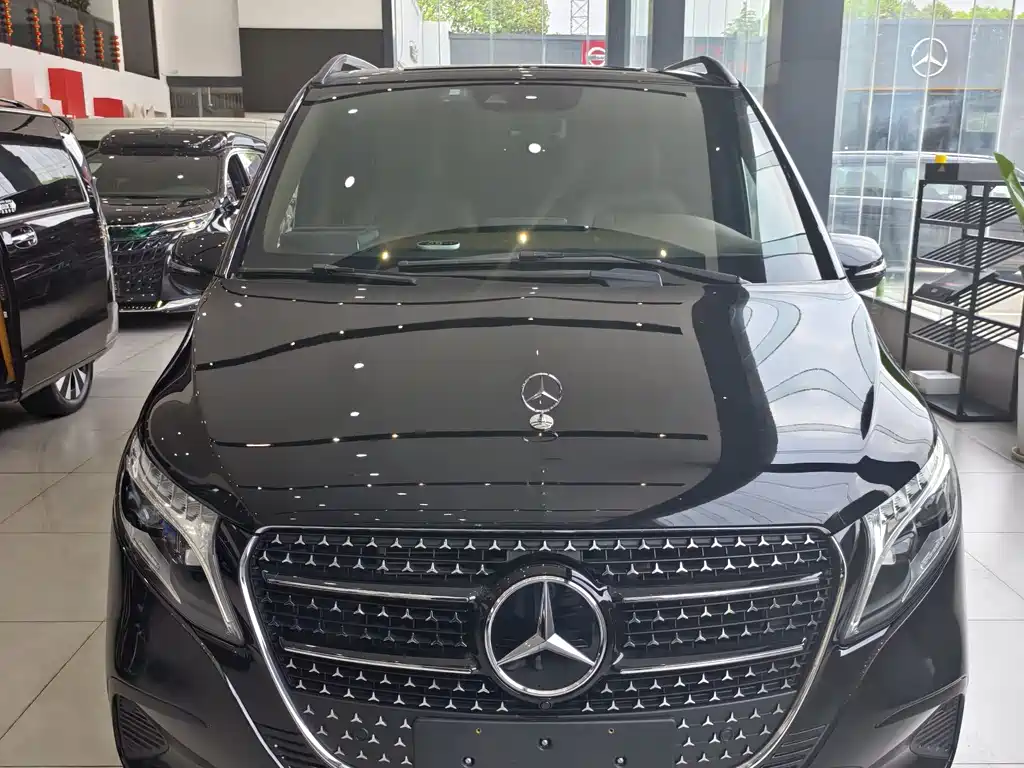 Mercedes-Benz V-Class 2018 V 260 Pilot Edition National VI купить на сайте DeffCars