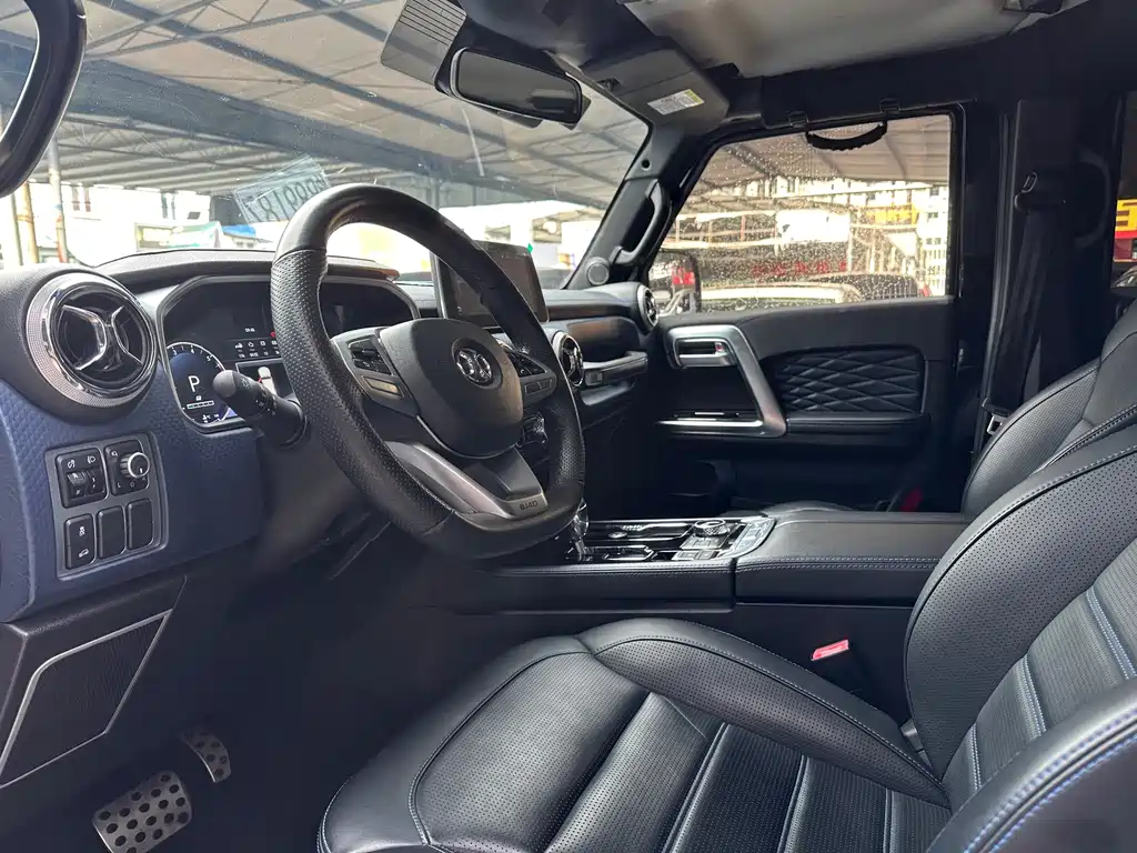 Beijing Off-Road BJ40 2019 PLUS 2.3T Automatic Four-wheel Drive Exclusive Edition National VI купить на сайте DeffCars