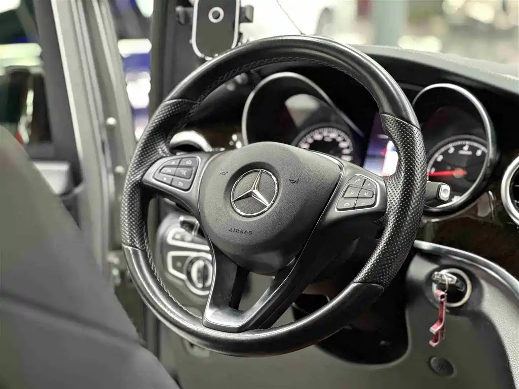 Mercedes-Benz V-Class 2018 V 260 Premium Edition National V купить на сайте DeffCars