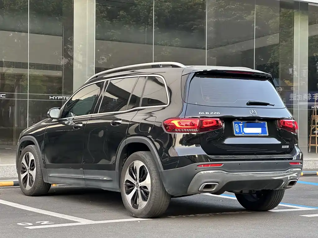 Mercedes GLB 2023 220 Fashion Edition купить на сайте DeffCars