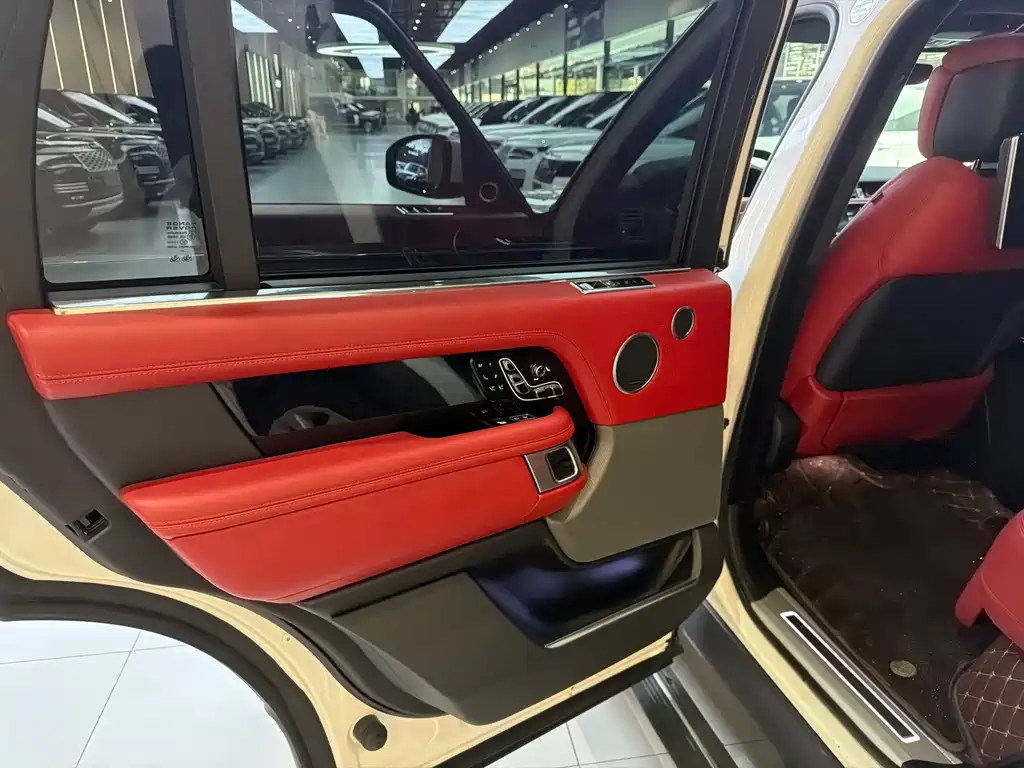 Range Rover 2022 3.0 L6 400PS Honor Creation Extended Edition купить на сайте DeffCars