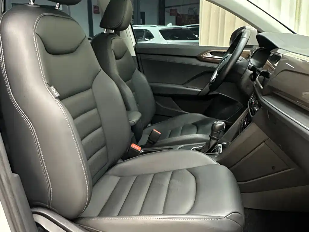 Tuyue 2021 280TSI two-wheel drive luxury version PLUS купить на сайте DeffCars