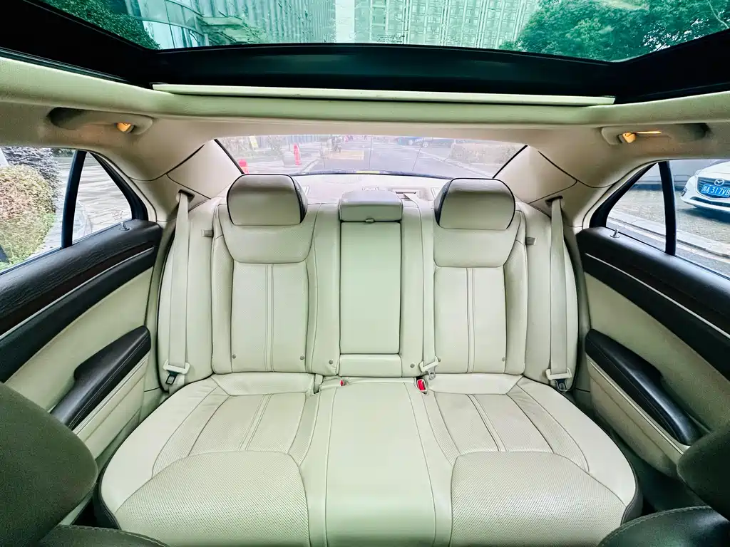 Chrysler 300C imported 2014 3.0L Excellence Edition купить на сайте DeffCars