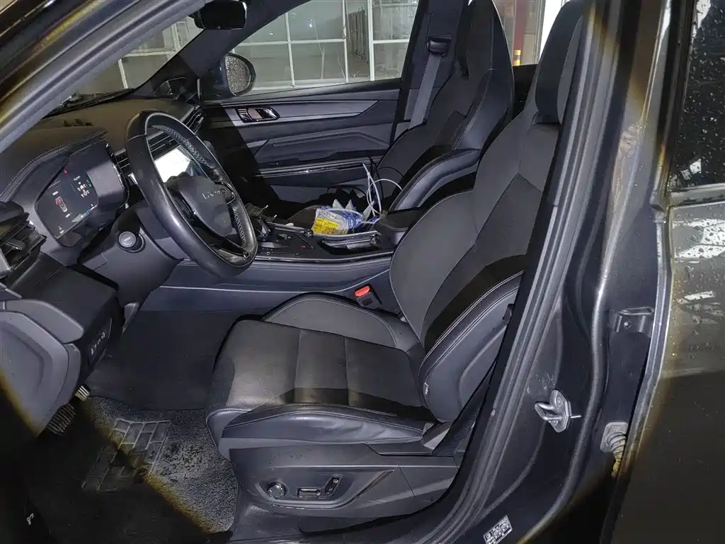Lynk & Co 01 2023 1.5TD EM-F PM купить на сайте DeffCars