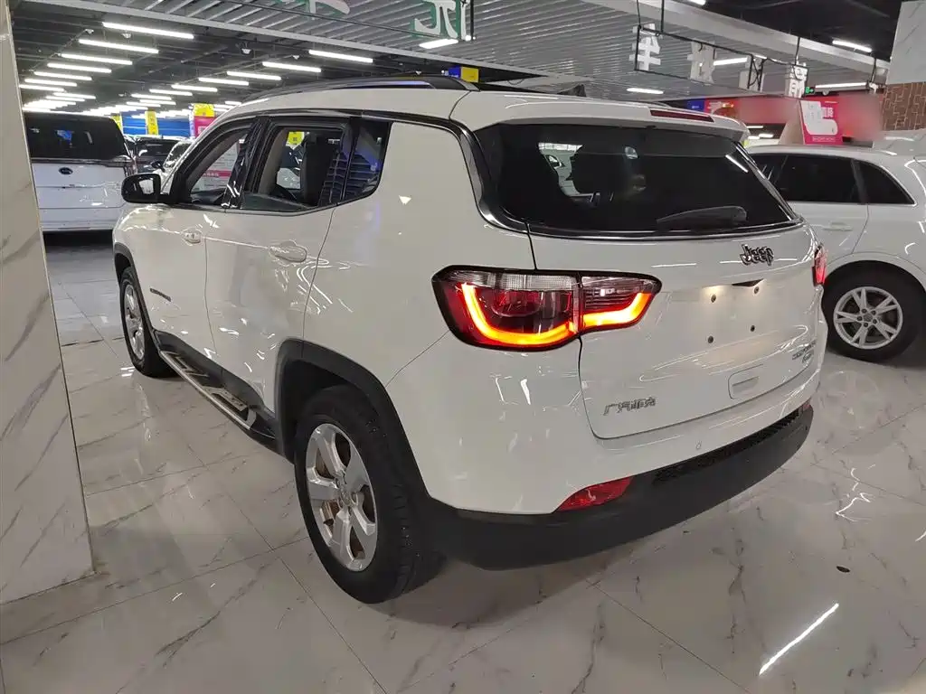 Compass 2017 200T Automatic Home Edition купить на сайте DeffCars