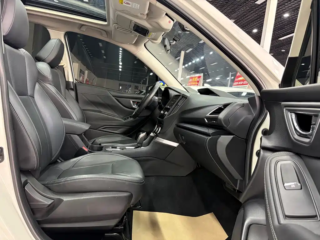 Forester 2020 2.0i Deluxe Edition EyeSight купить на сайте DeffCars