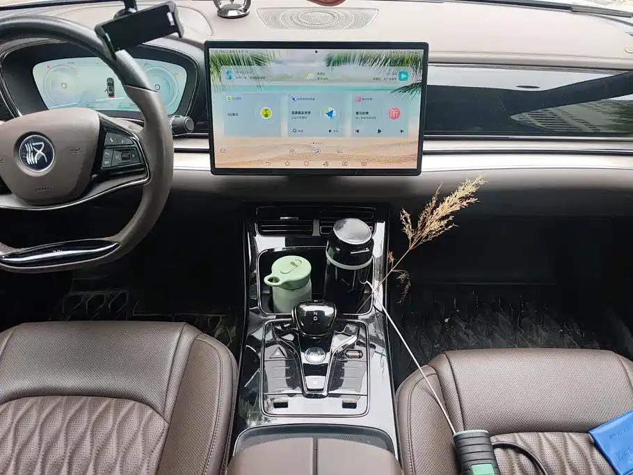Han 2022 DM-i 121KM Premium Type купить на сайте DeffCars