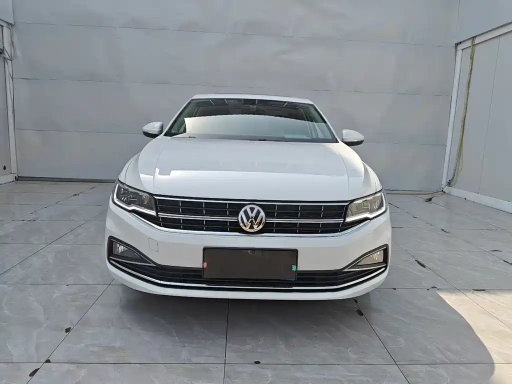Bora 2019 1.5L automatic luxury model купить на сайте DeffCars