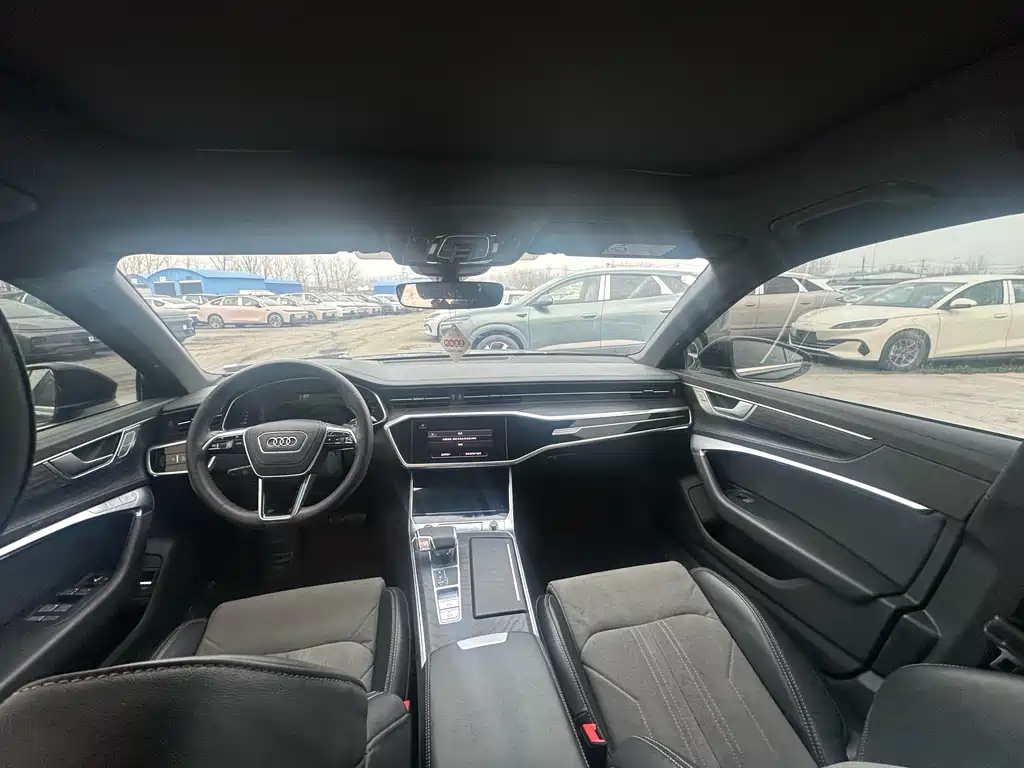 Audi A6L 2024 45 TFSI quattro exclusive dynamic model купить на сайте DeffCars