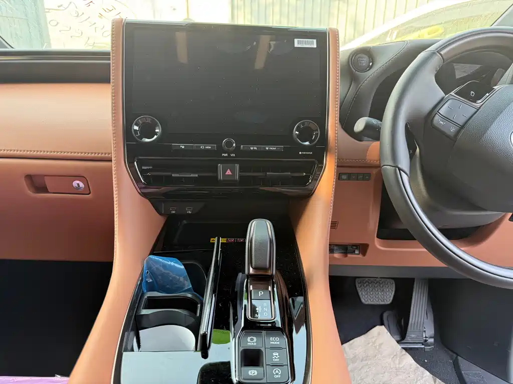 Wilfa 2025 Crown Dual Engine 2.5L Ink Gold Edition купить на сайте DeffCars
