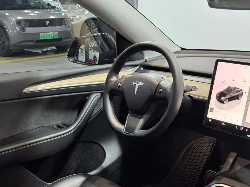 Model Y 2022 facelift rear-wheel drive version купить на сайте DeffCars