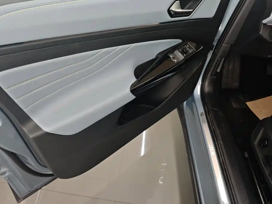 ID.4 X 2025 Smart Model Pure Smart Edition купить на сайте DeffCars