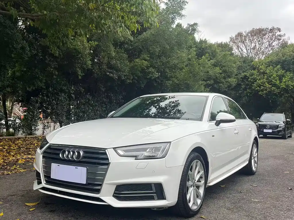 Audi A4L 2017 40 TFSI Fashion Type купить на сайте DeffCars