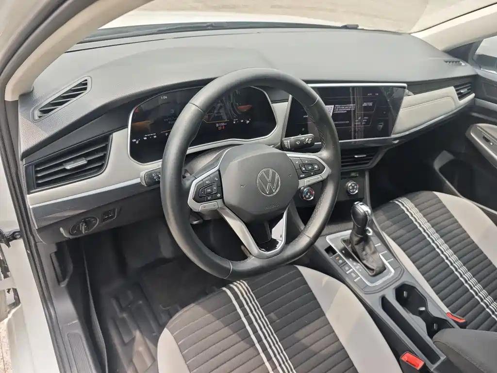 Bora 2023 200TSI DSG Yuexing Edition купить на сайте DeffCars