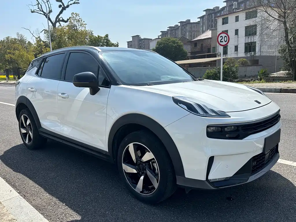 Lynk & Co 06 2020 1.5T Plus купить на сайте DeffCars