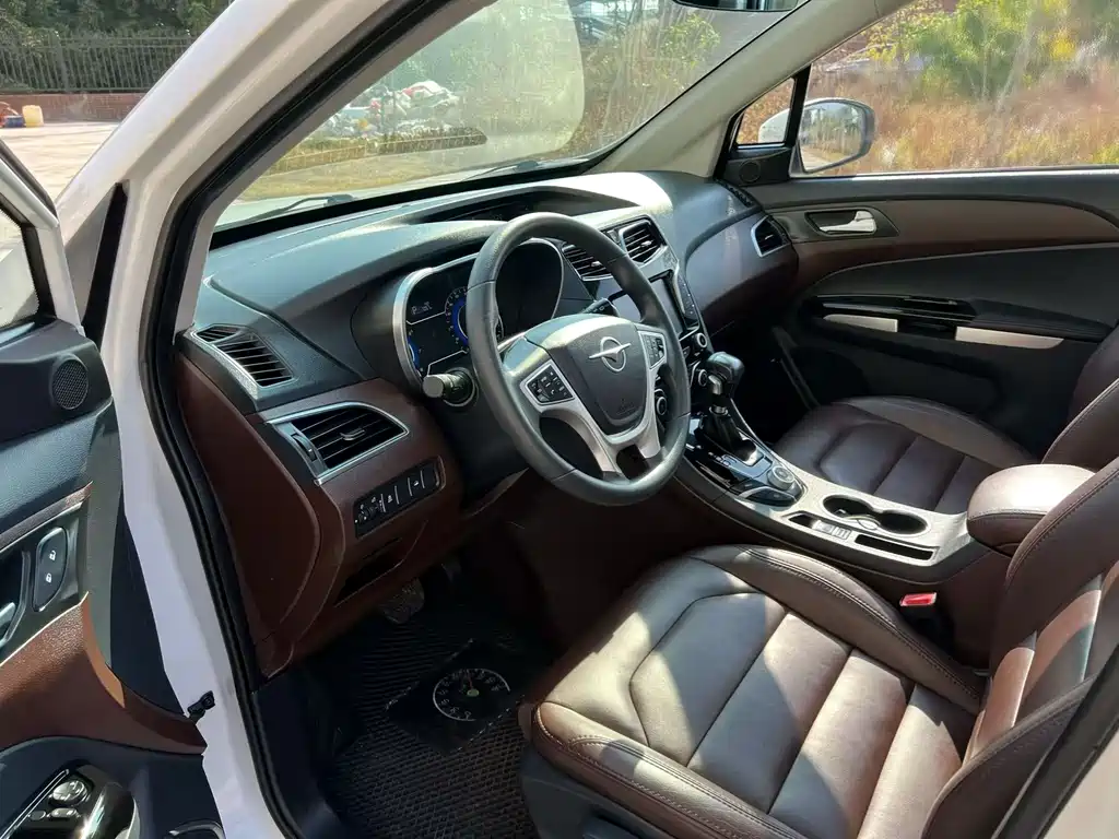 Familia F7 2017 1.5T 7-seater automatic comfort model купить на сайте DeffCars