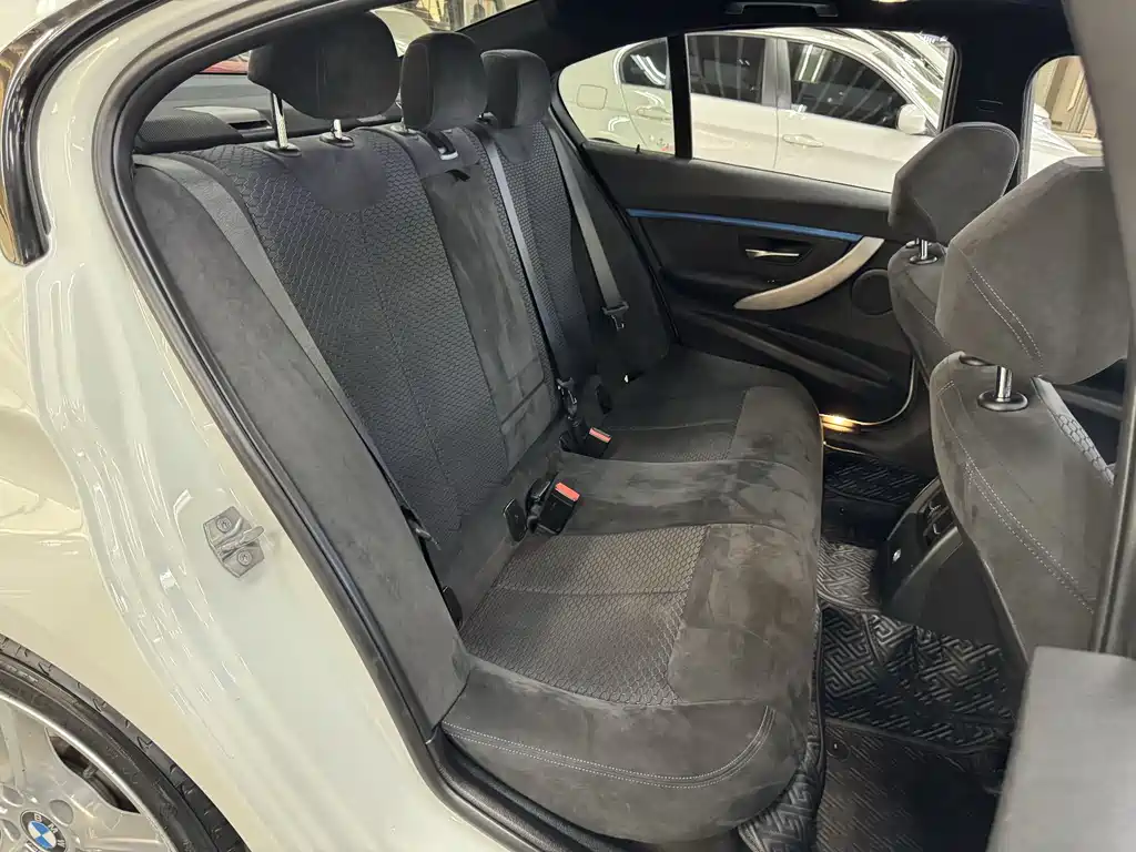 BMW 3 Series 2018 320i M Sports Package купить на сайте DeffCars