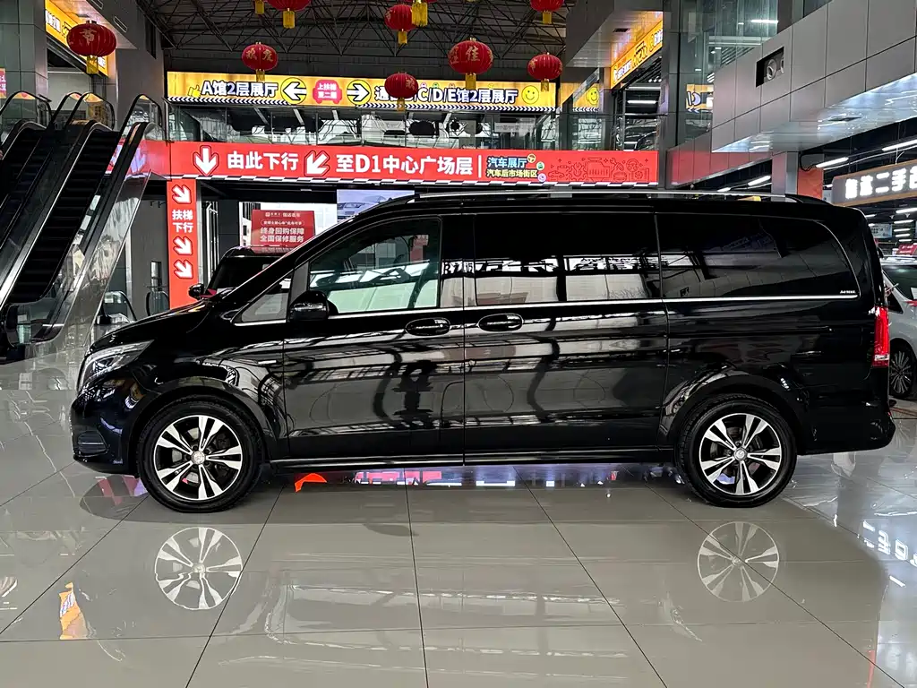 Mercedes-Benz V-Class 2016 V 260 Premium Edition купить на сайте DeffCars