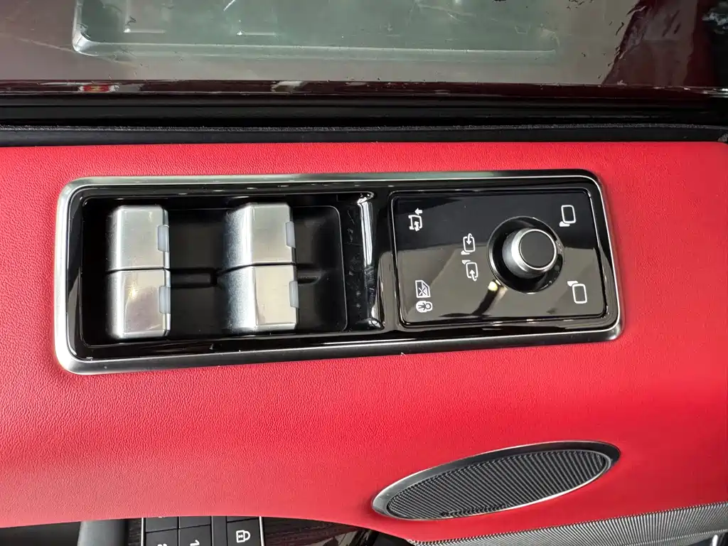Range Rover Sport 2021 3.0 L6 Black Edition купить на сайте DeffCars