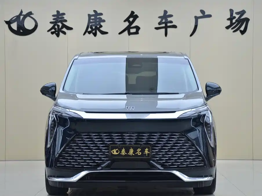 Century 2023 2.0T four-seater private version купить на сайте DeffCars